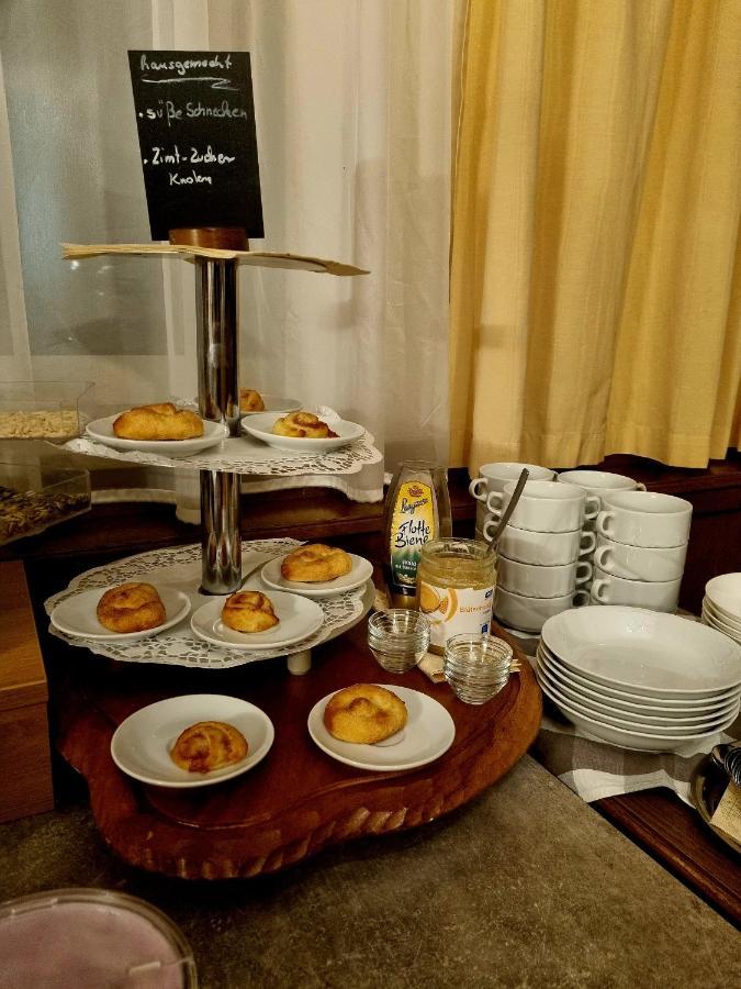 Hotel Gumberger Gmbh Garni Нойфарн-бай-Фрайзінґ Екстер'єр фото